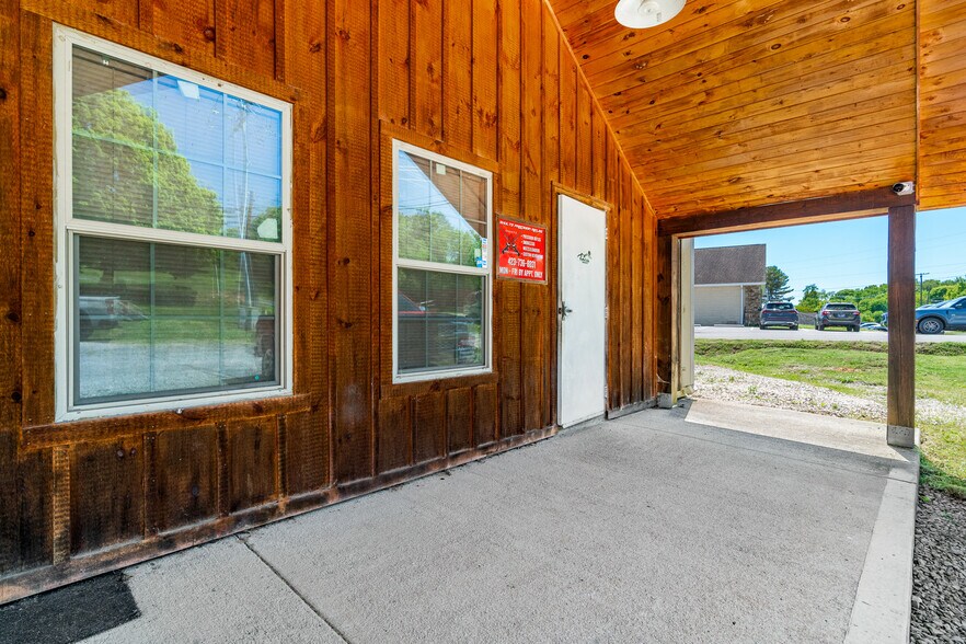 More Photos Of 2005 Boyds Creek Hwy, Sevierville Warehouse For Sale