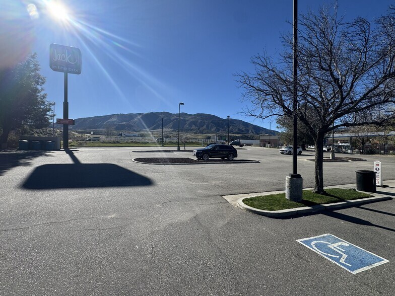 More Photos Of 73 Frazier Mountain Park Rd, Lebec Fast Food For Lease