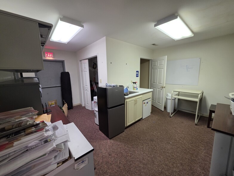 More Photos Of 5502 Reidville Rd, Moore General Retail For Sale