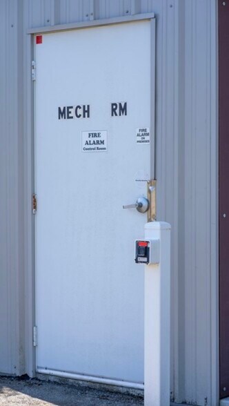 More Photos Of 4600 SE Mile Hill Dr, Port Orchard Self Storage For Sale