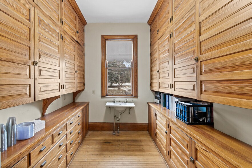 More Photos Of 1435 Market Ave N, Canton Office Residential For Sale