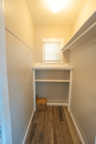 More Photos Of 932 Walnut Ave, Long Beach Specialty For Sale