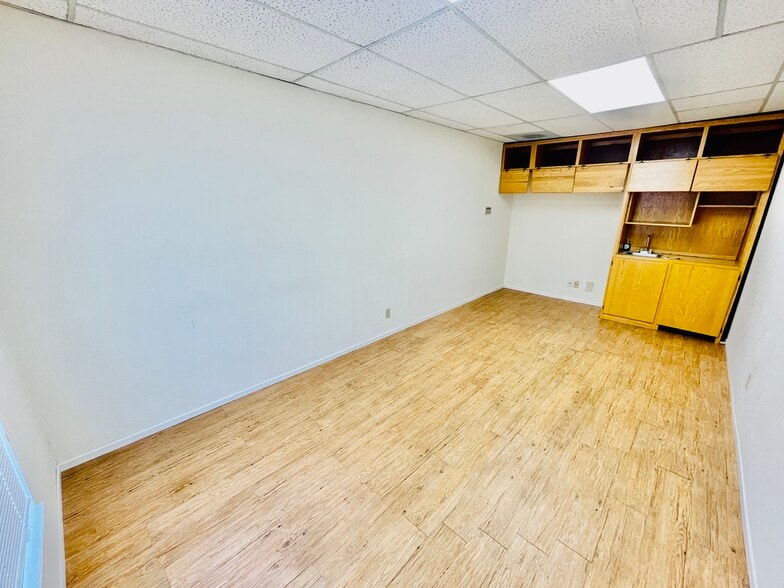 More Photos Of 1550 S Winchester Blvd, Campbell Unknown For Lease