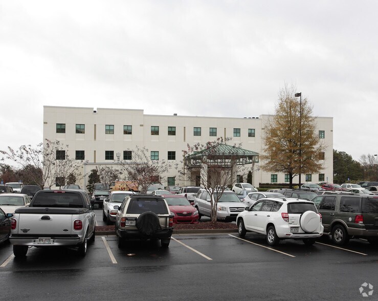 More Photos Of 780 Canton Rd NE, Marietta Medical For Lease