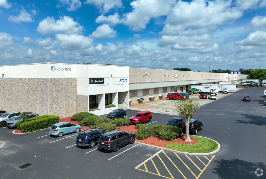 Primary Photo Of 2900 Titan Row, Orlando Warehouse For Lease