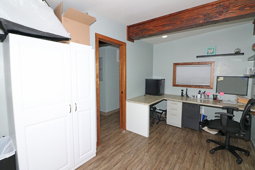 More Photos Of 403 Kennedy Ave, Grand Junction Medical For Sale