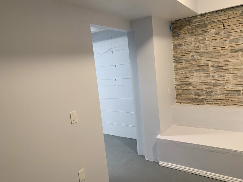 More Photos Of 500 Laguna St, San Francisco Apartments For Lease