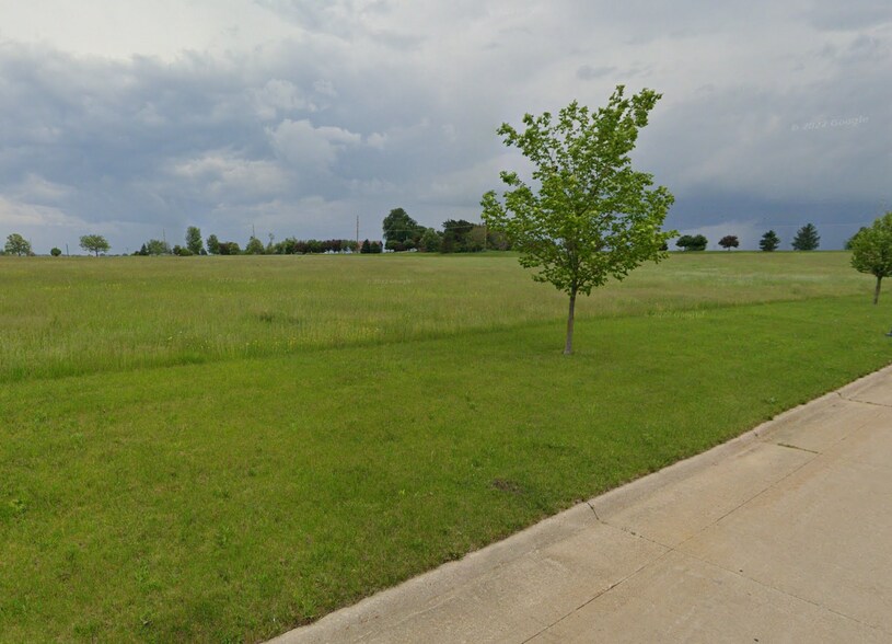 Primary Photo Of Prairie View Ln Development Land, Cedar Rapids Land For Sale