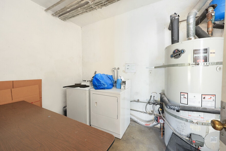 More Photos Of 1513-1515 Colorado Blvd, Los Angeles Apartments For Sale