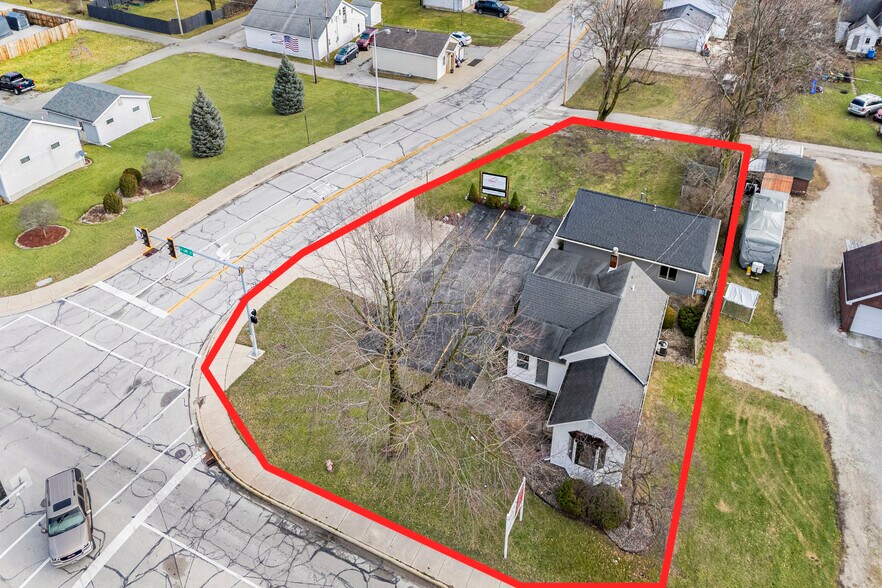 More Photos Of 207 W North St, Columbia City Office Residential For Sale