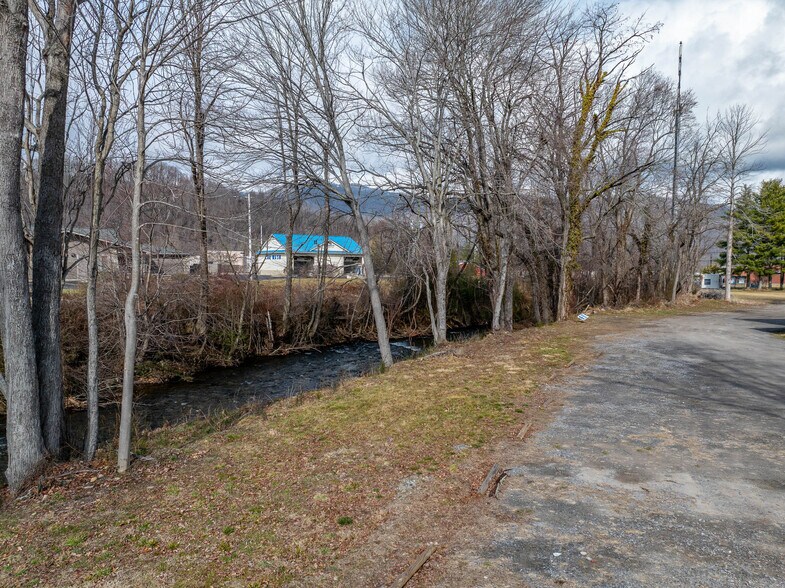 More Photos Of 1940 S Main St, Waynesville Industrial For Sale