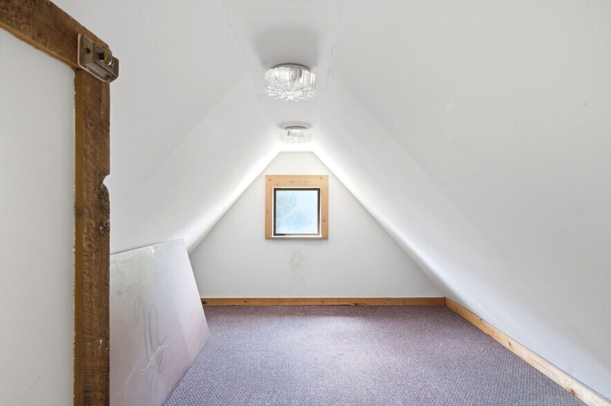 More Photos Of 7266 Far Hills Ave, Centerville Loft Creative Space For Sale