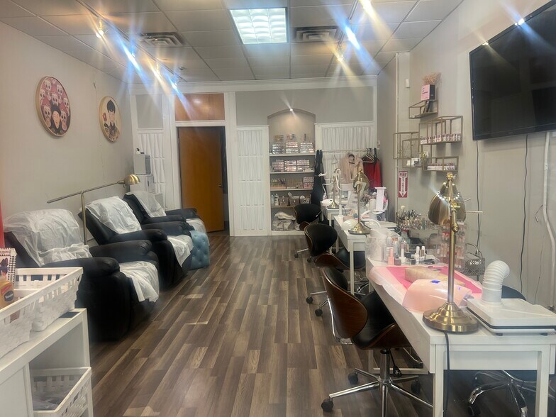 More Photos Of 224-236 Harvard St, Brookline Storefront For Lease