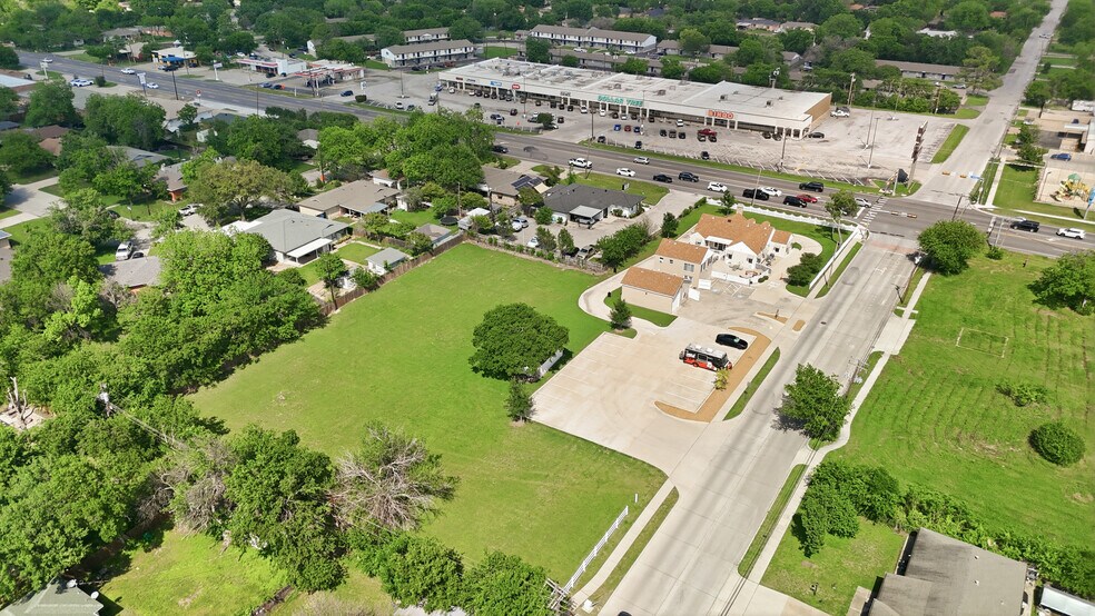 More Photos Of 3501 Denton Hwy, Haltom City Office For Lease