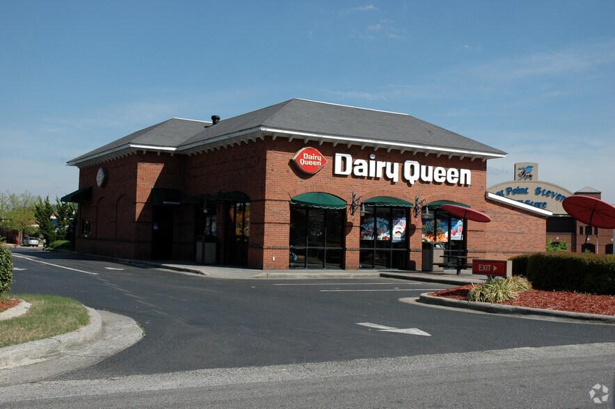 More Photos Of 1001 Market St, Dalton General Retail For Lease