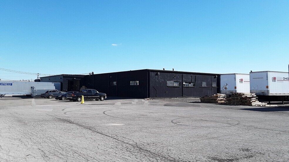 More Photos Of 195 Phillipi Rd, Columbus Warehouse For Sale