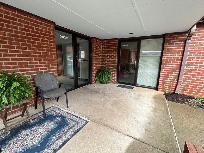 More Photos Of 3042 Berkmar Dr, Charlottesville Office For Lease