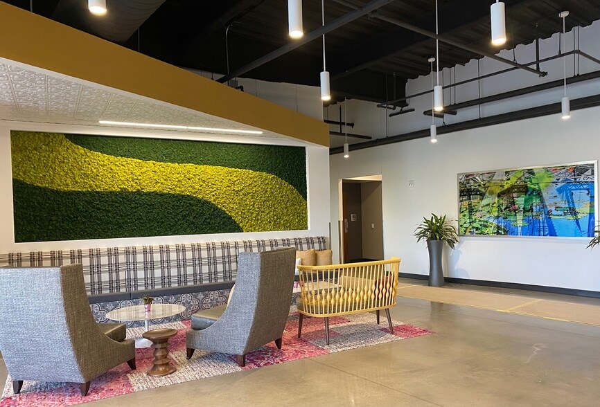 More Photos Of 350 Technology Dr, Pittsburgh Medical For Lease