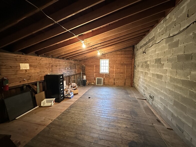 More Photos Of 601 Conestoga Rd, Villanova Office For Lease