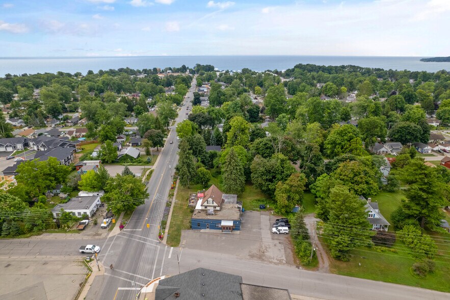 More Photos Of 3879 Rebstock Rd, Fort Erie Storefront Retail Residential For Sale