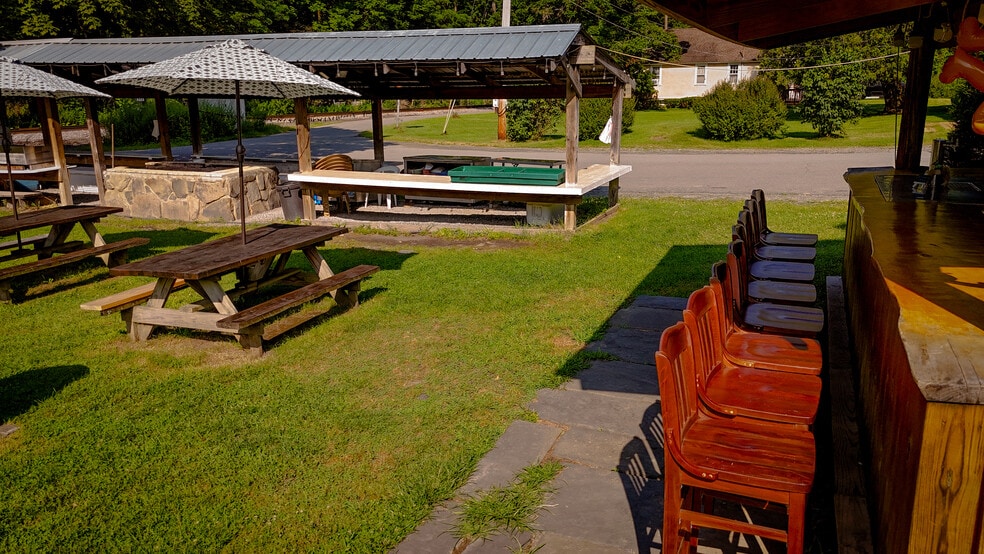 More Photos Of 7 Depot St, Long Eddy Hotel For Sale