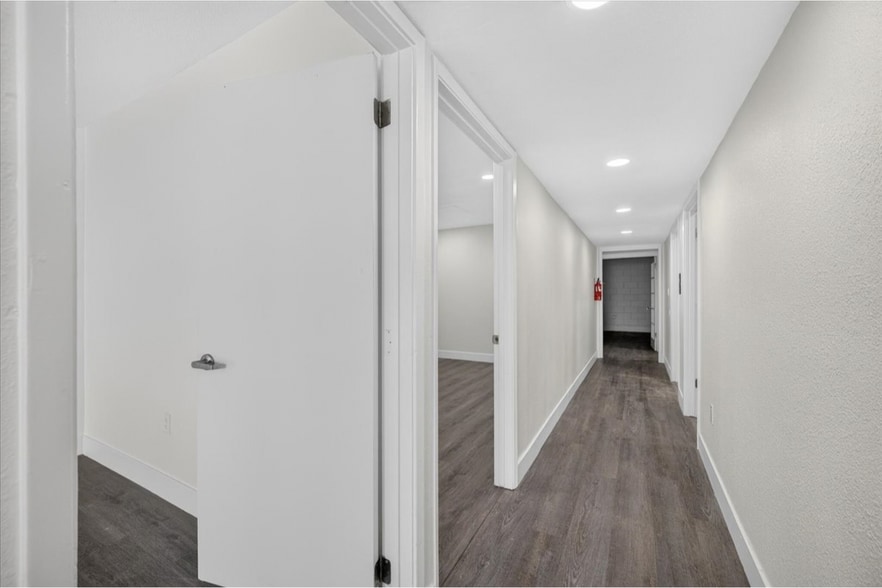 More Photos Of 28-40 E Minarets Ave, Pinedale Medical For Lease