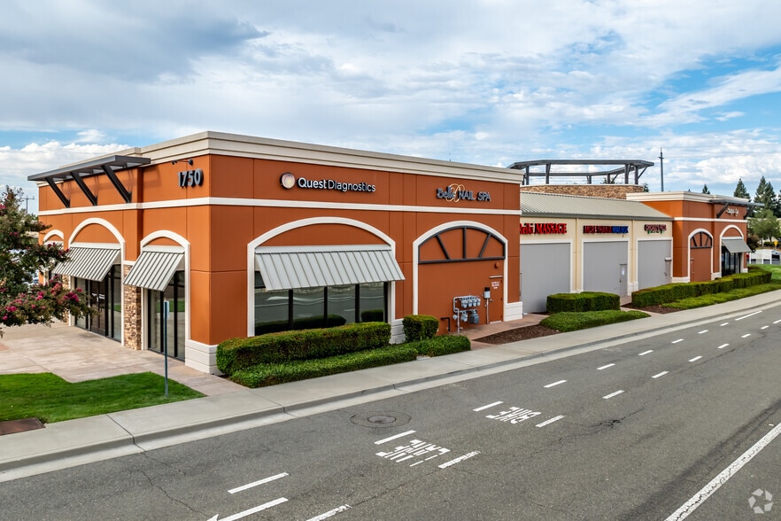 More Photos Of 1750 Prairie City Rd, Folsom Freestanding For Lease
