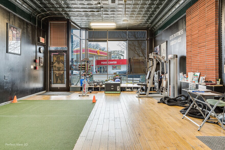 More Photos Of 1956 Ridge Rd, Homewood Storefront Retail Residential For Lease