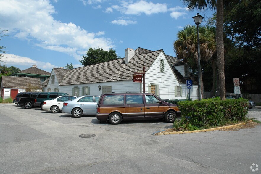 More Photos Of 25 Cuna St, Saint Augustine Restaurant For Lease