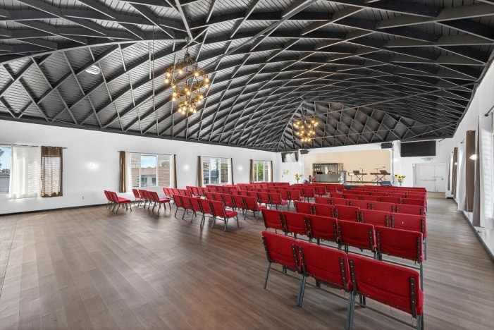 More Photos Of 7101 Menlo Ave, Los Angeles Religious Facility For Sale