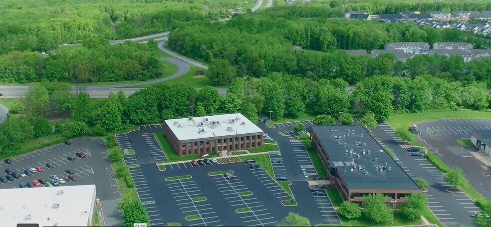 More Photos Of 2050 Cabot Blvd W, Langhorne Office For Lease