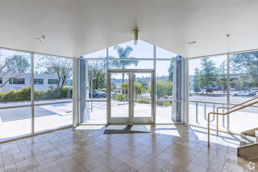 More Photos Of 781 Garden View Ct, Encinitas Medical For Sale