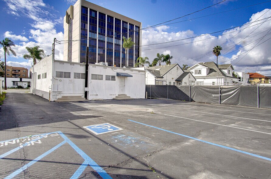 More Photos Of 1521 N Broadway, Santa Ana Medical For Sale