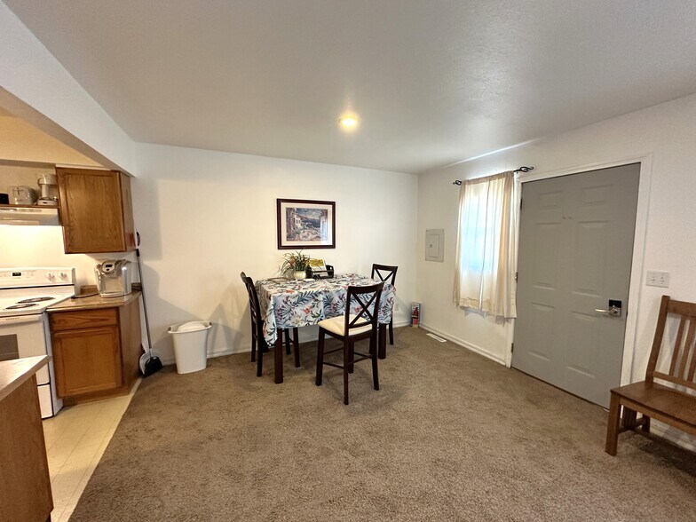 More Photos Of 309 8th St, Hugo Apartments For Sale