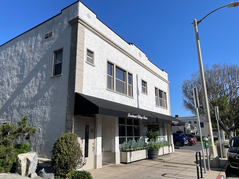 Primary Photo Of 418-420 N Larchmont Blvd, Los Angeles Office For Lease