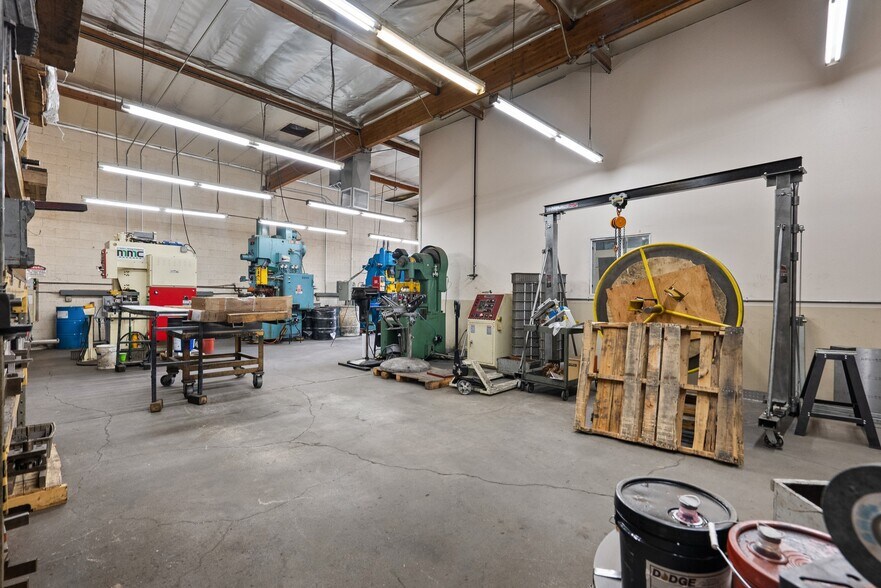 More Photos Of 12455 Branford St, Pacoima Warehouse For Sale
