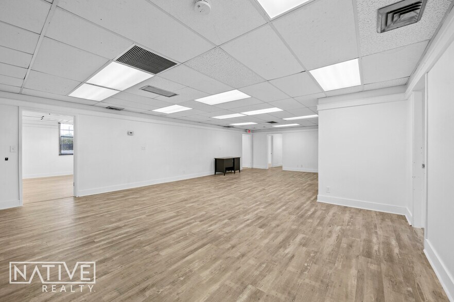 More Photos Of 2132-2200 E Oakland Park Blvd, Fort Lauderdale Office For Lease