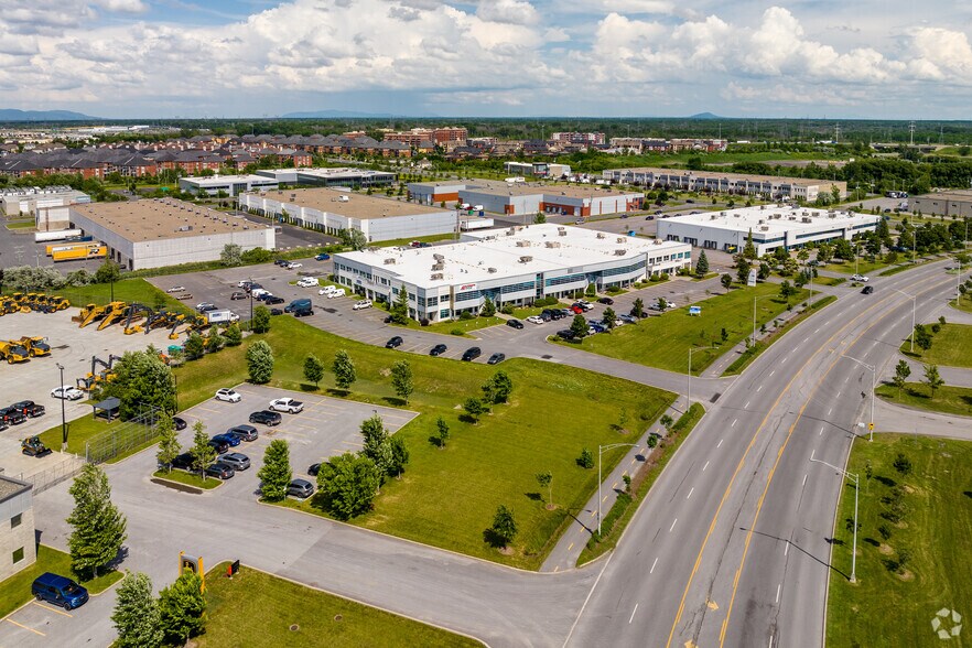 More Photos Of 4005 Boul Matte, Brossard Light Distribution For Lease