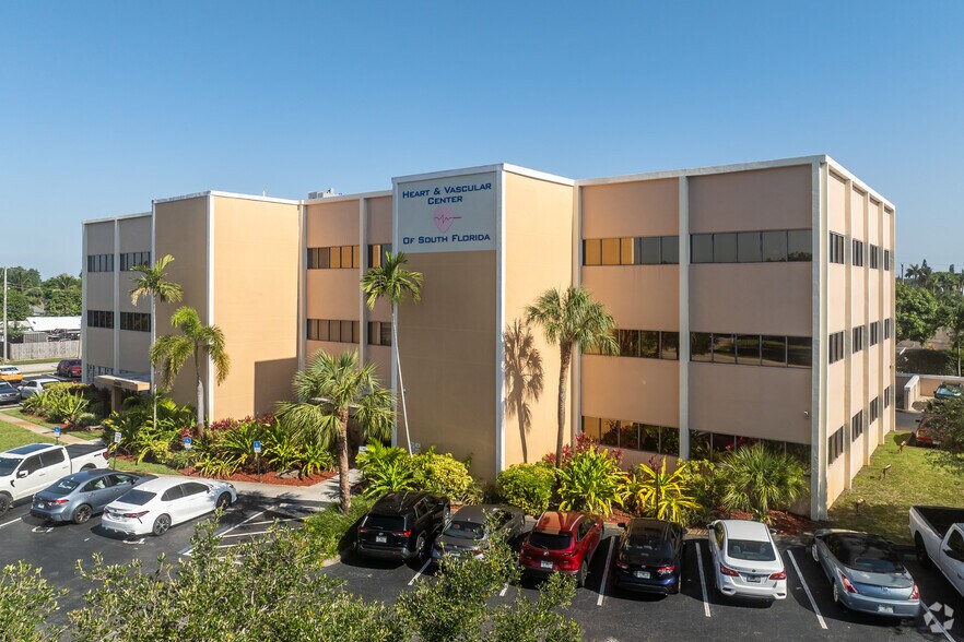 Primary Photo Of 7777 N Davie Rd Ext, Davie Office For Lease