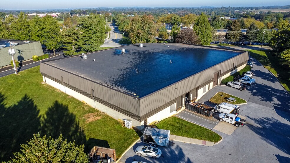 Primary Photo Of 1816 Olde Homestead Ln, Lancaster Warehouse For Lease
