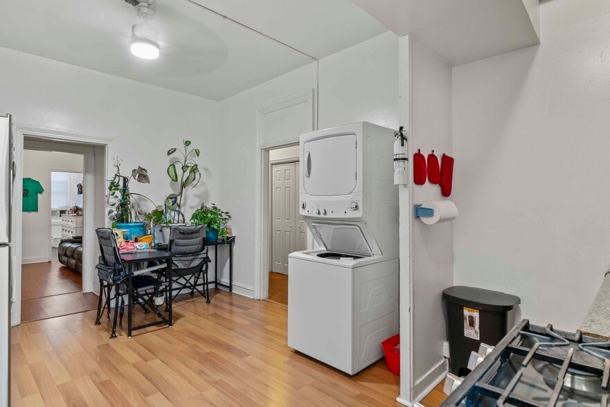 More Photos Of 1407 McCulloh St, Baltimore Apartments For Sale