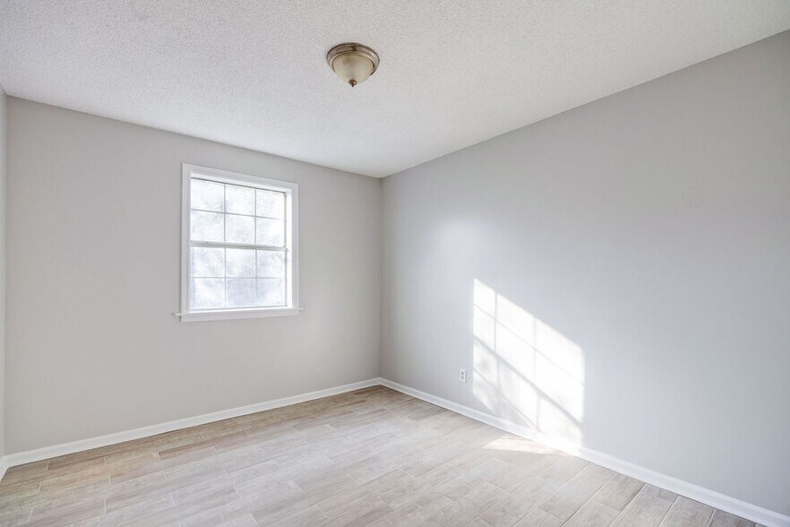 More Photos Of 1030 Hamilton St, Memphis Apartments For Sale