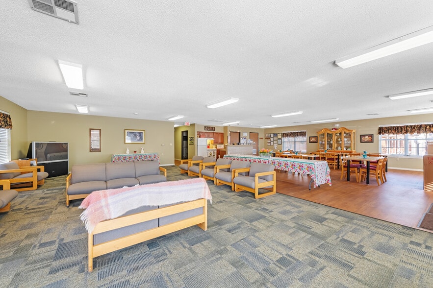 More Photos Of 2302 Village Dr, Saint Joseph Apartments For Sale