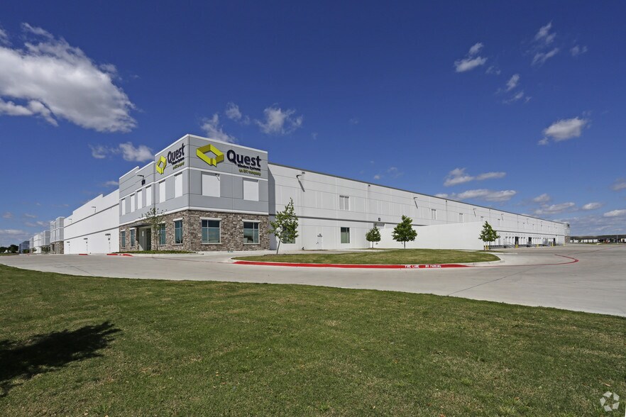Primary Photo Of 1720 S Jupiter Rd, Garland Manufacturing For Lease