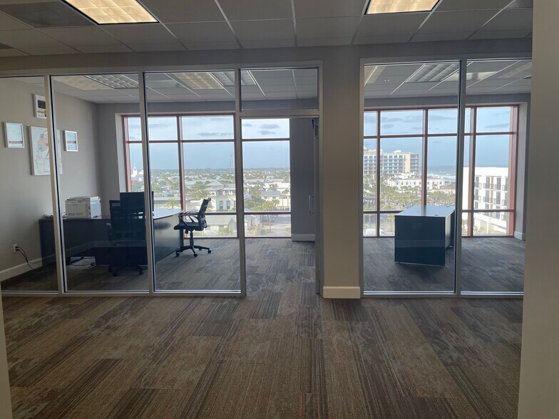 More Photos Of 320 1st St N, Jacksonville Beach Office Residential For Sale