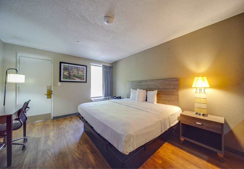 More Photos Of 2910 Capital Blvd, Raleigh Hotel For Sale