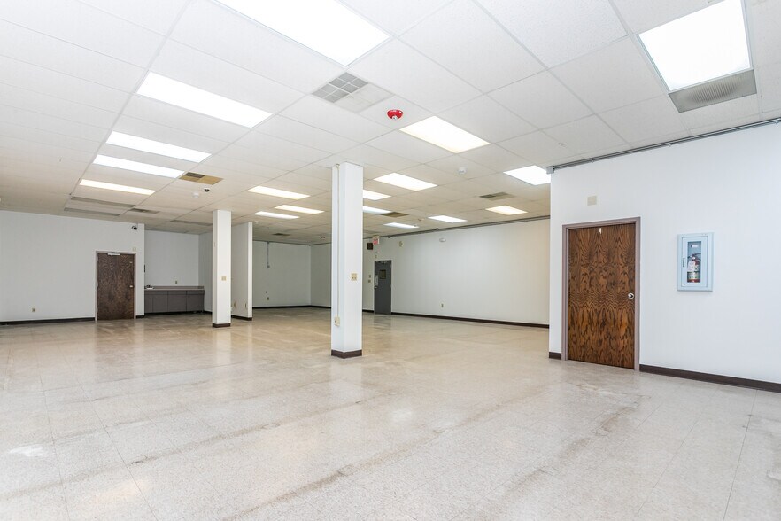 More Photos Of 1520 Mascoutah Ave, Belleville Office Residential For Sale