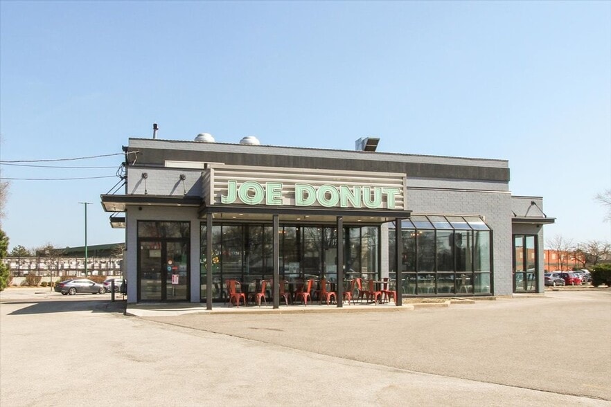 Primary Photo Of 720 E Rand Rd, Mount Prospect Fast Food For Sale