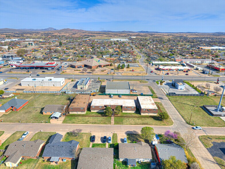 More Photos Of 6401 NW Oak Ave, Lawton Apartments For Sale