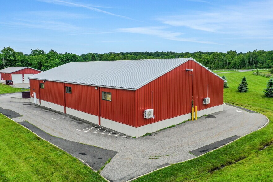 More Photos Of 269 Stone Schoolhouse Rd, Bloomingburg Warehouse For Sale